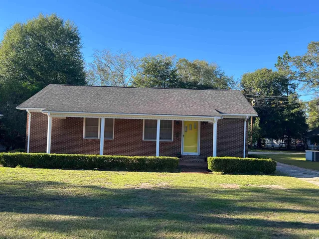 1107 North Longstreet St.