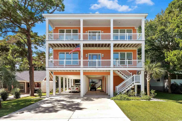 3304 Palm St.