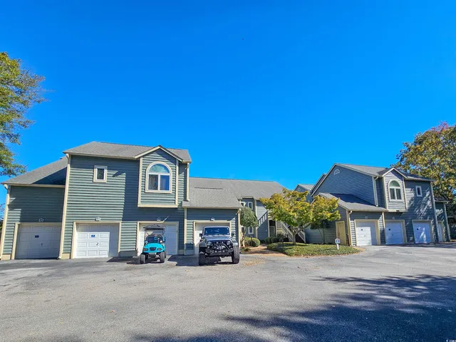 800 Castleford Circle