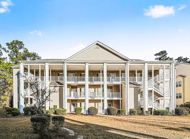 5864 Longwood Dr.