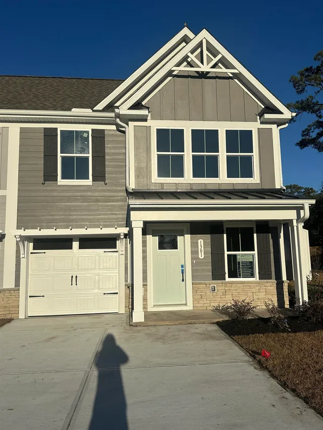 1301 Pleasant View Dr