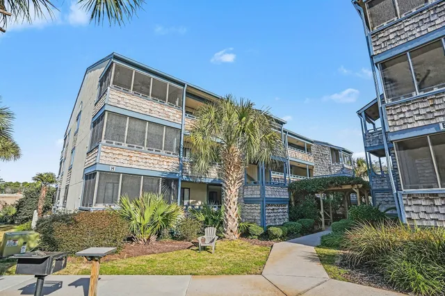 250 Maison Dr.