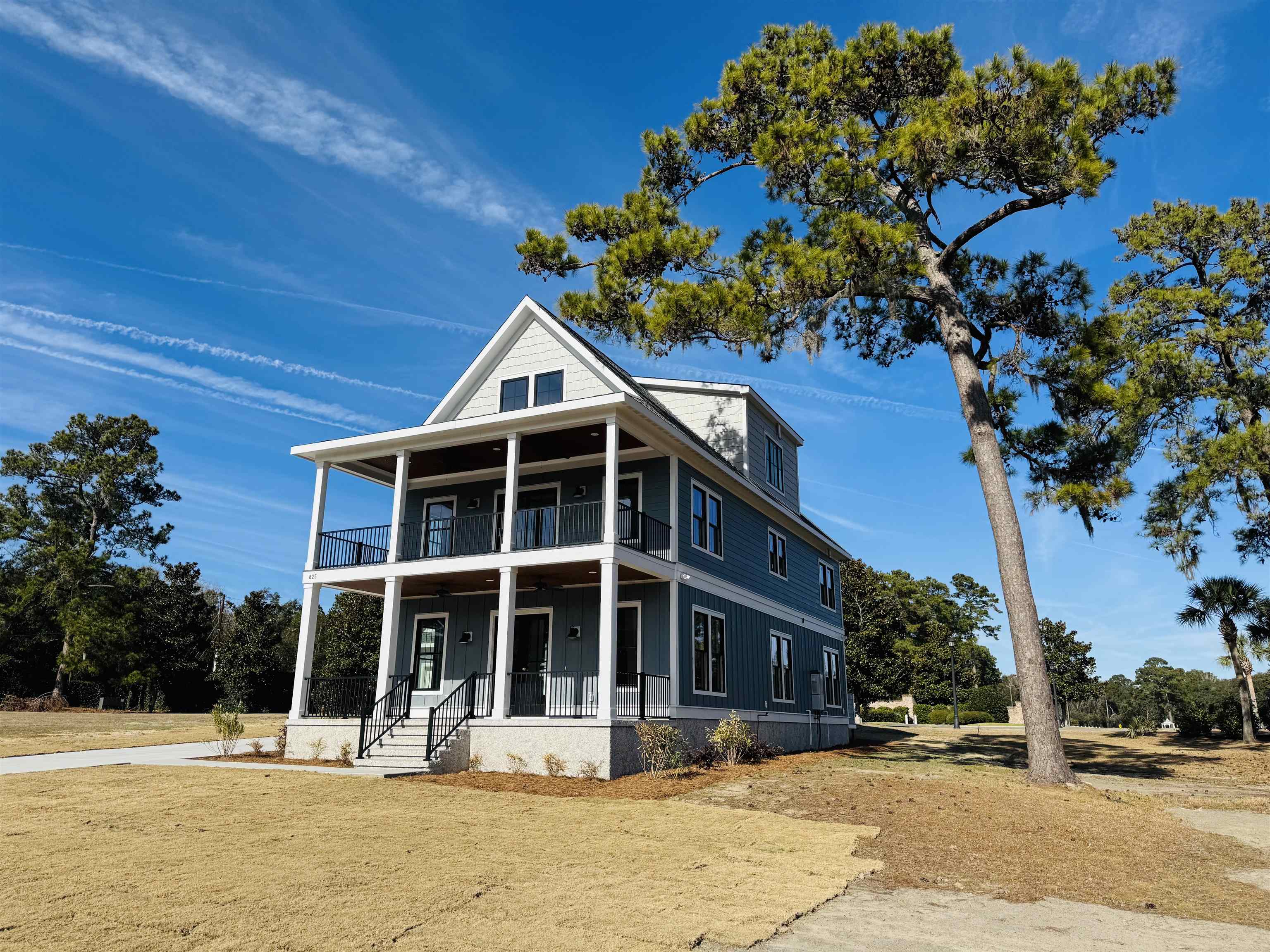 825 Commanders Island Dr. – Georgetown, SC
