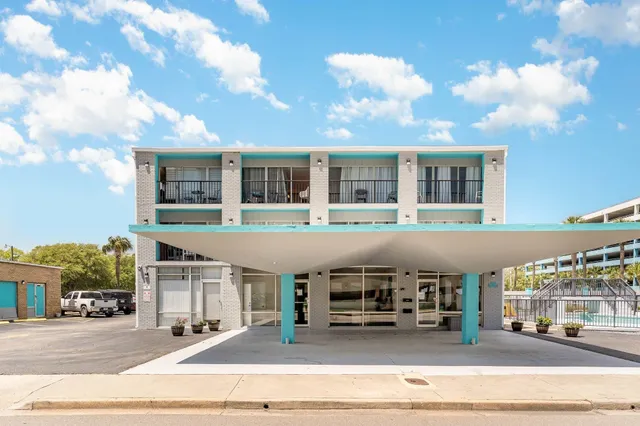 1600 S Ocean Blvd.