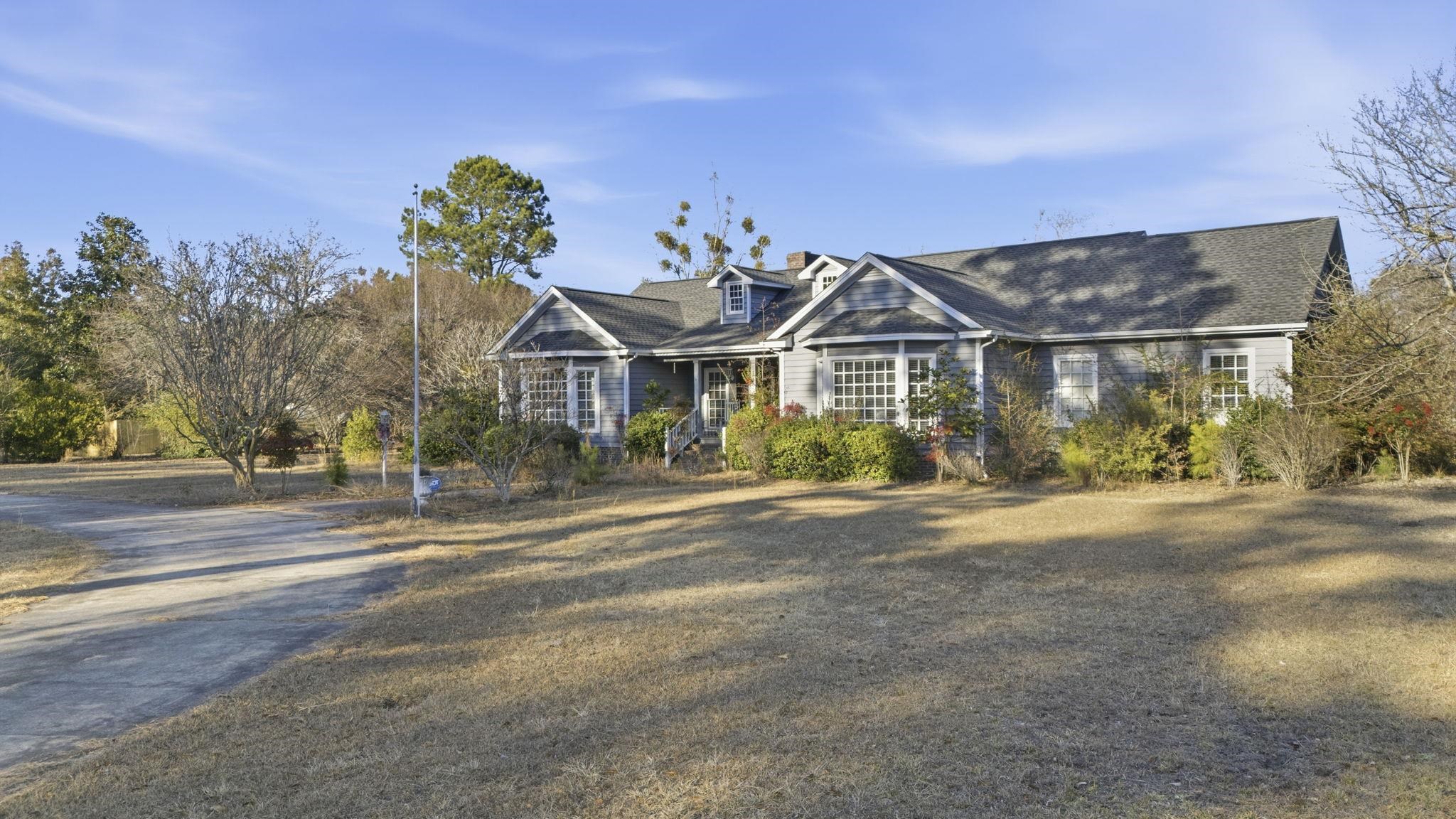 485 Carolina Dr. – Loris, SC