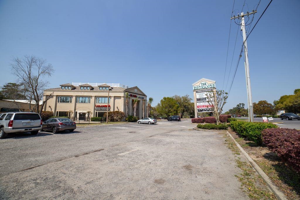 14361 Ocean Highway – Pawleys Island, SC
