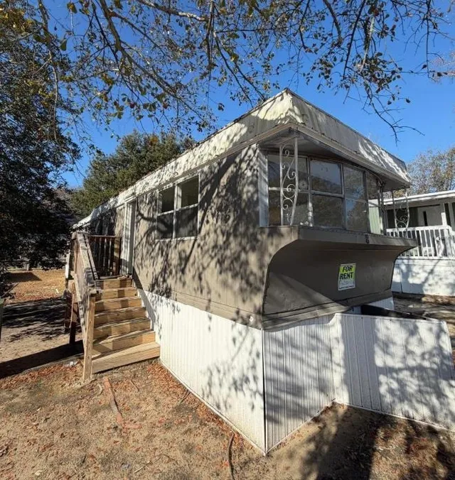 101 Dubbs Ave