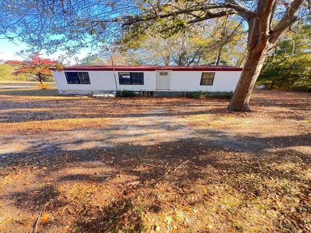 307 Bowling Green Rd