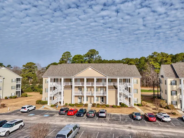 5846 Longwood Dr.