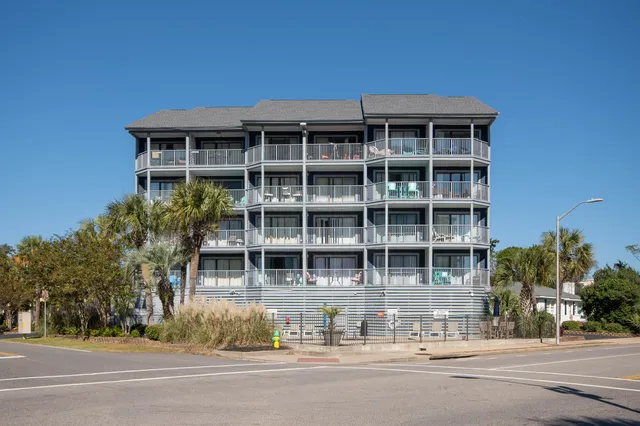 1906 Ocean Blvd. S