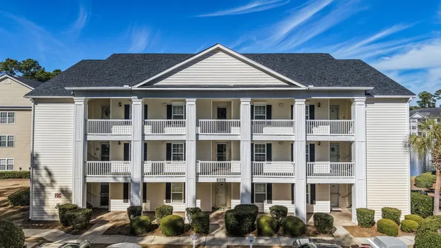 635 Woodmoor Dr.