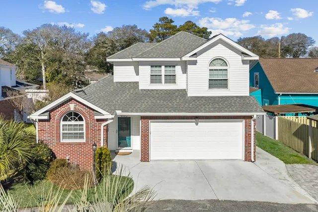 4002 Acorn Way
