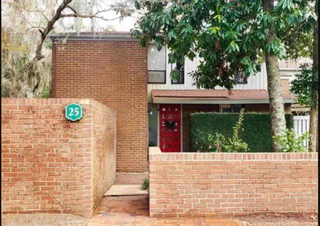 25 Chapel Creek Rd.