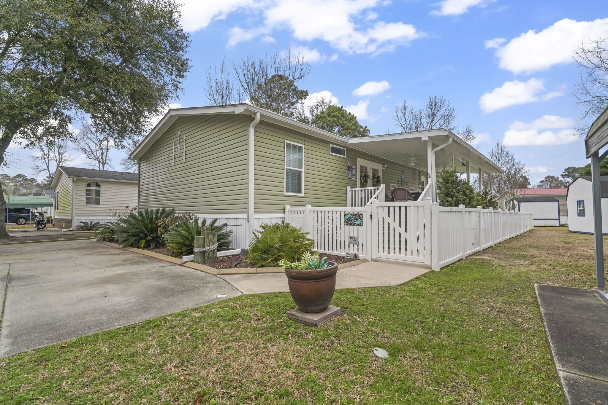 904 Southpark Dr. – Myrtle Beach, SC