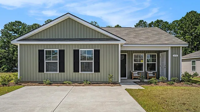 915 Farmers Passage Loop