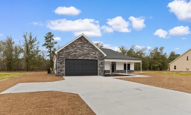 2281 Seaford Dr.