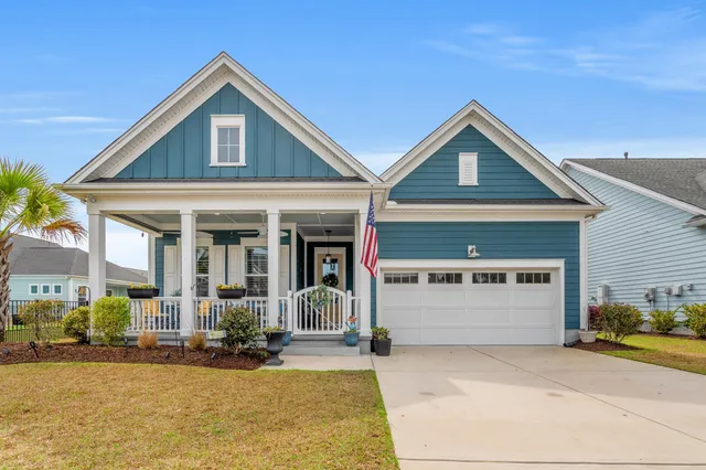 960 Longwood Bluffs Circle
