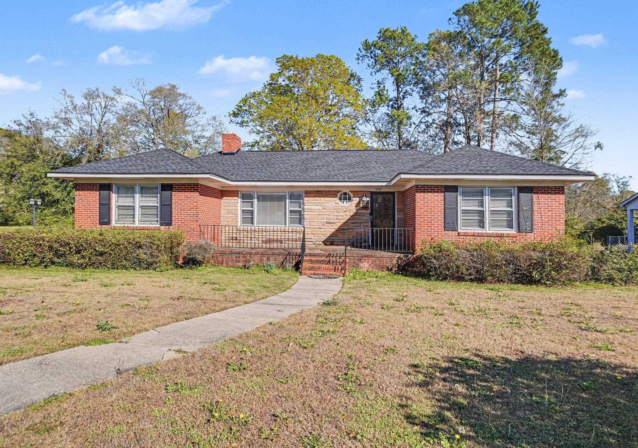 1008 N Withlacoochee Ave. – Marion, SC