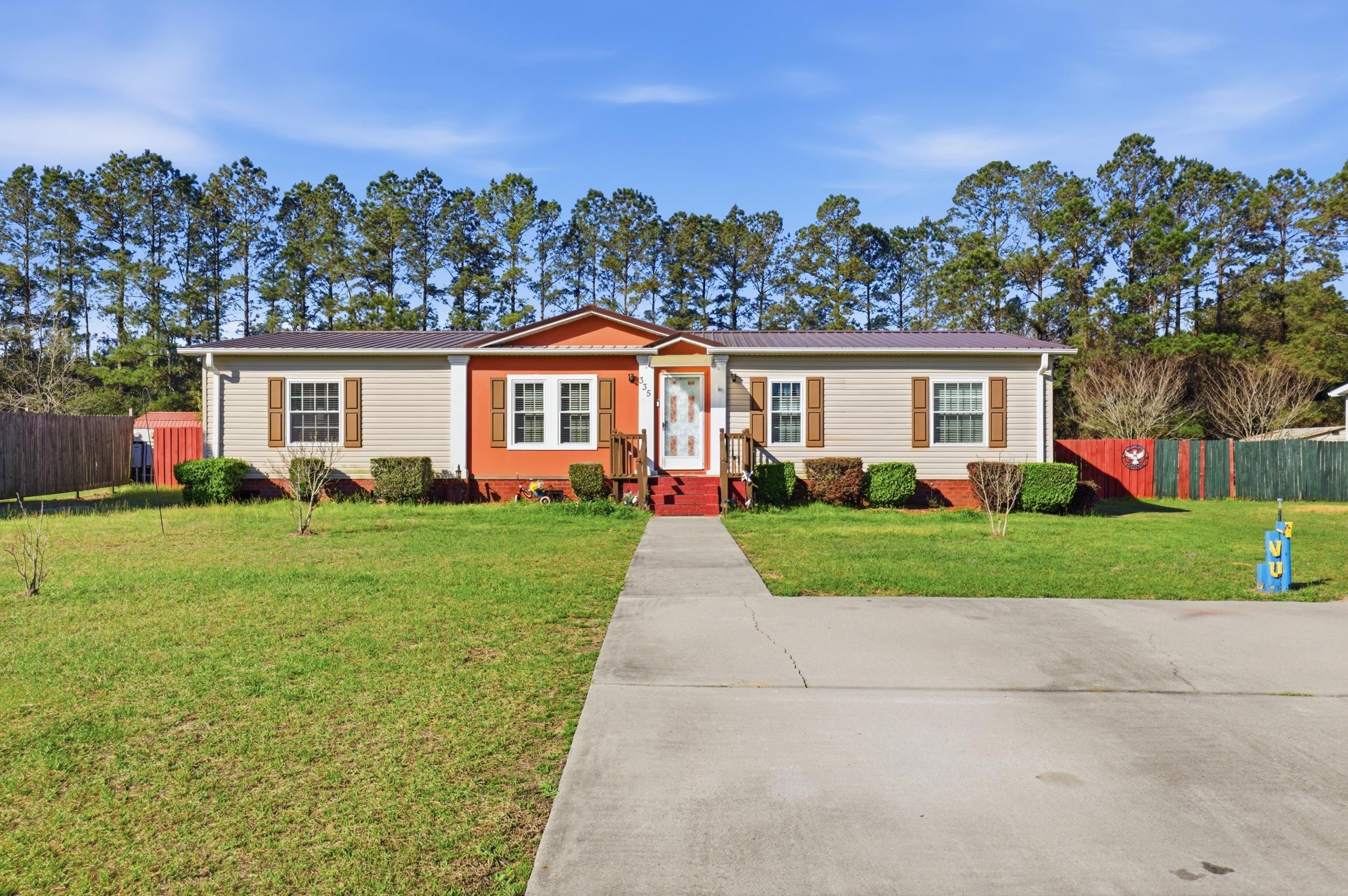 335 Bright Leaf Rd. – Loris, SC