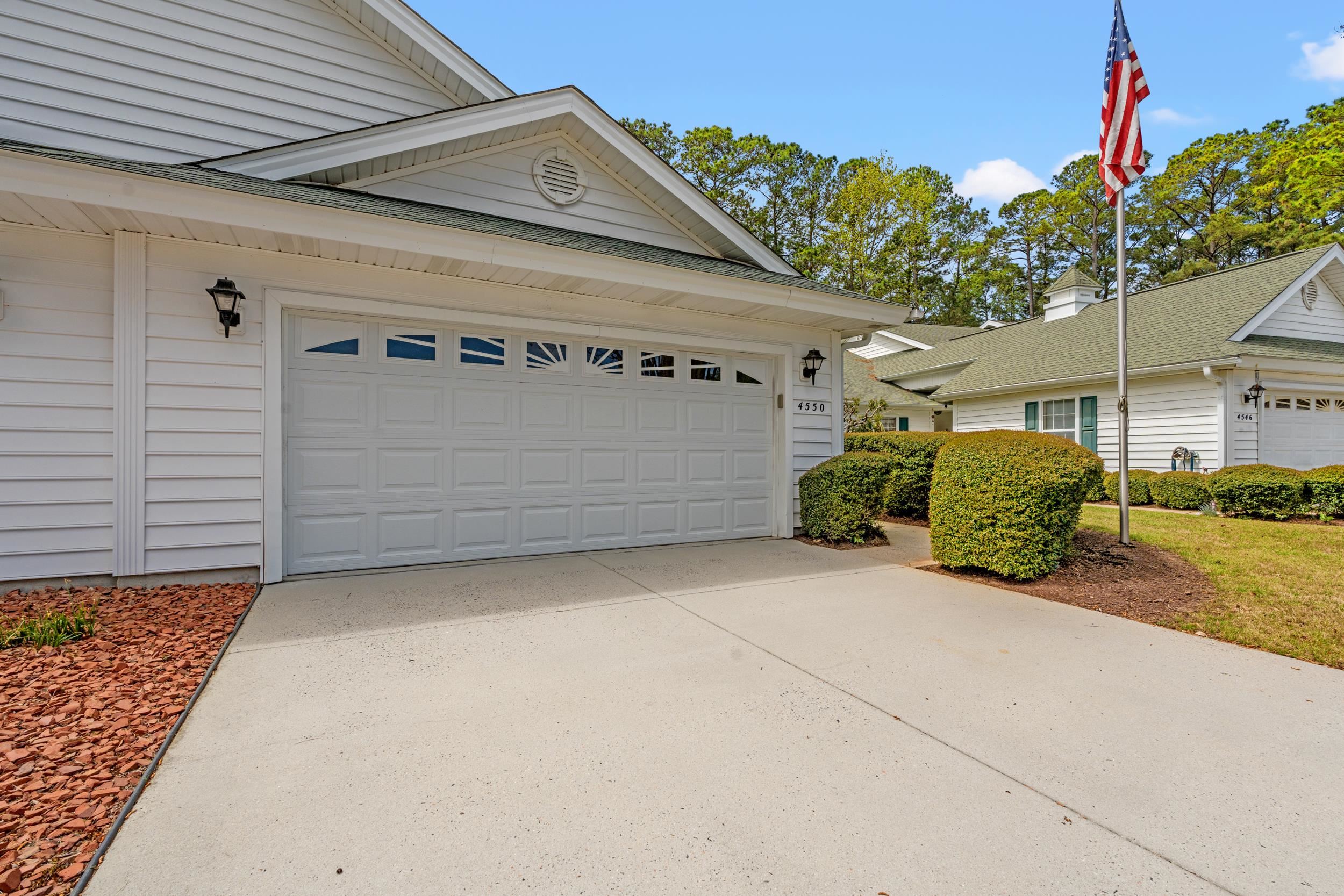 4550 Eastport Blvd. – Little River, SC