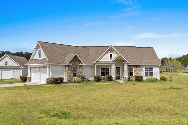 687 Tiger Paw Rd.
