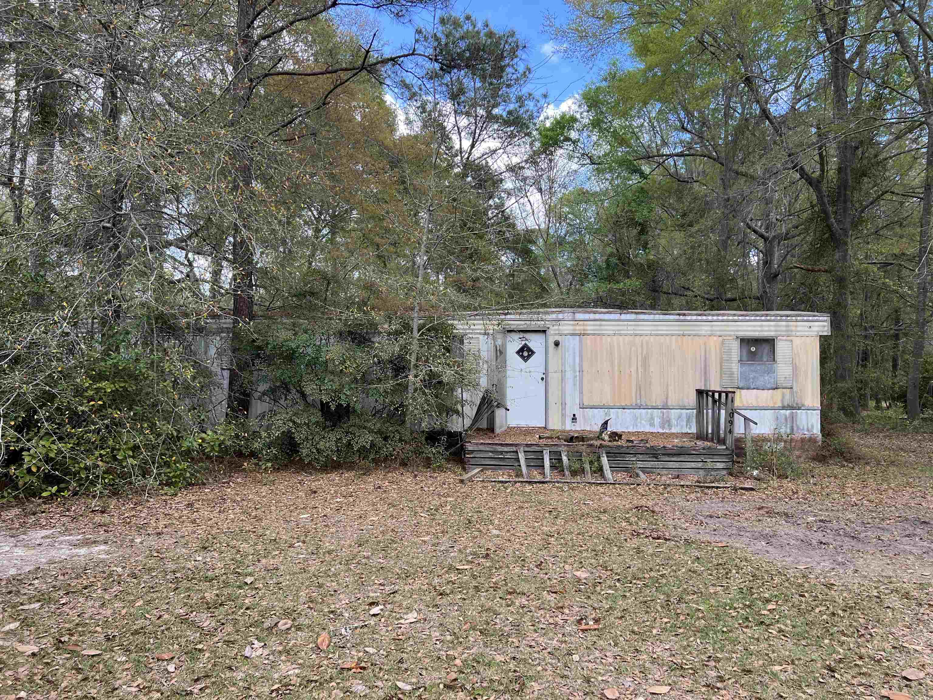11094 Old Pee Dee Rd. – Hemingway, SC