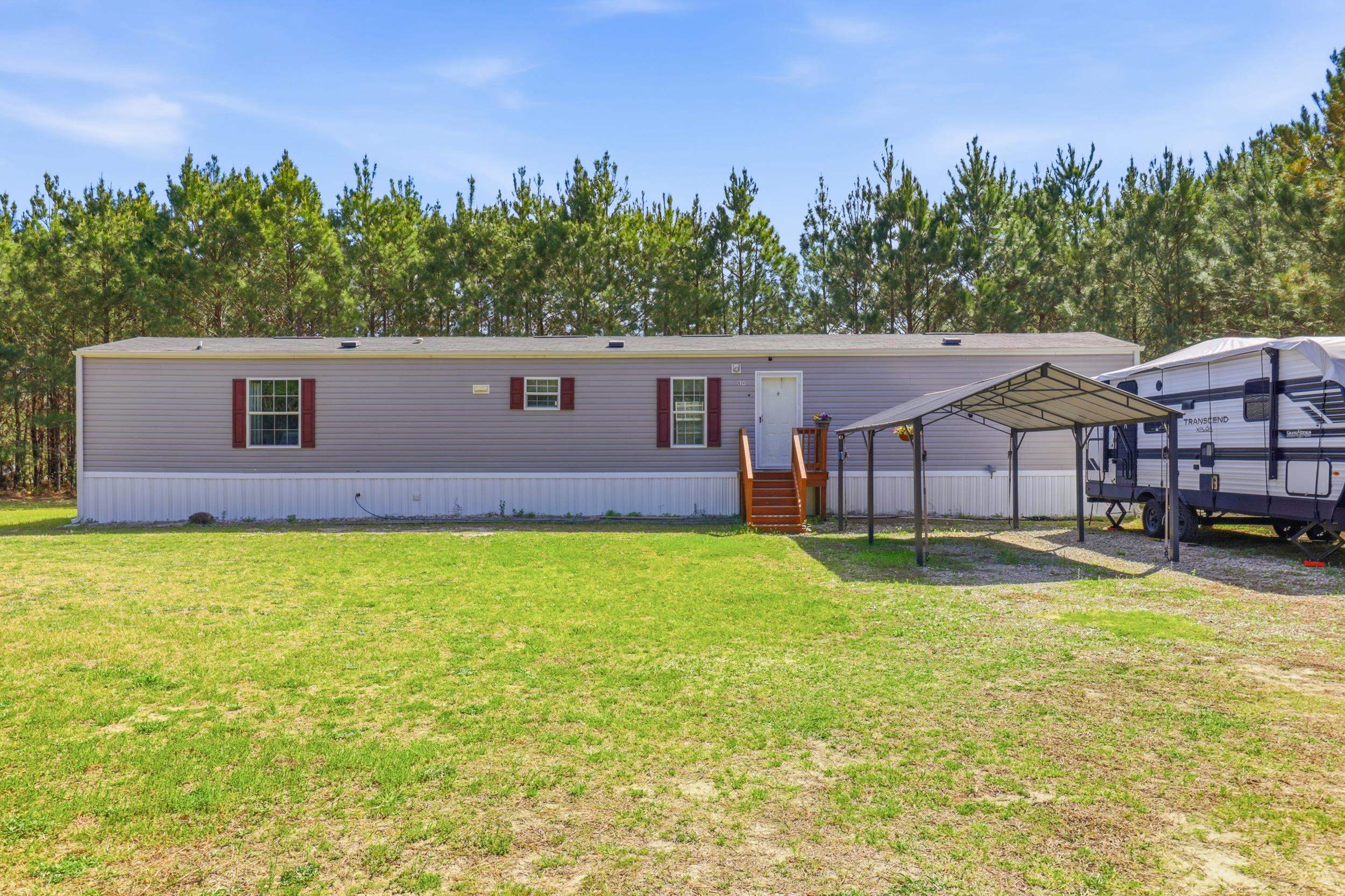 6349 Olga Ln. – Loris, SC