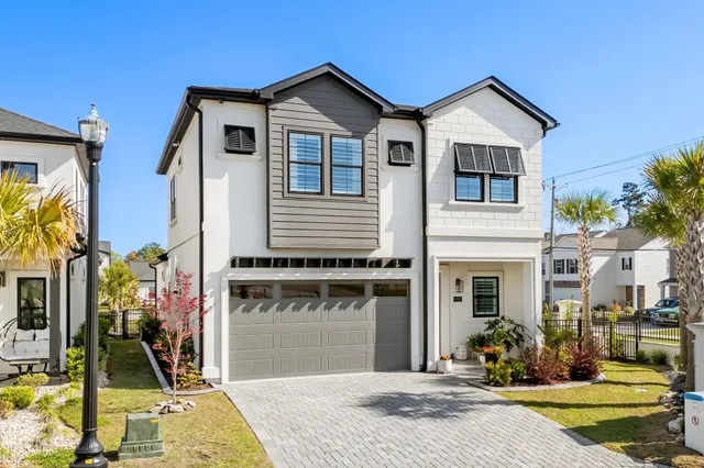 6702 Ocean Breeze Loop