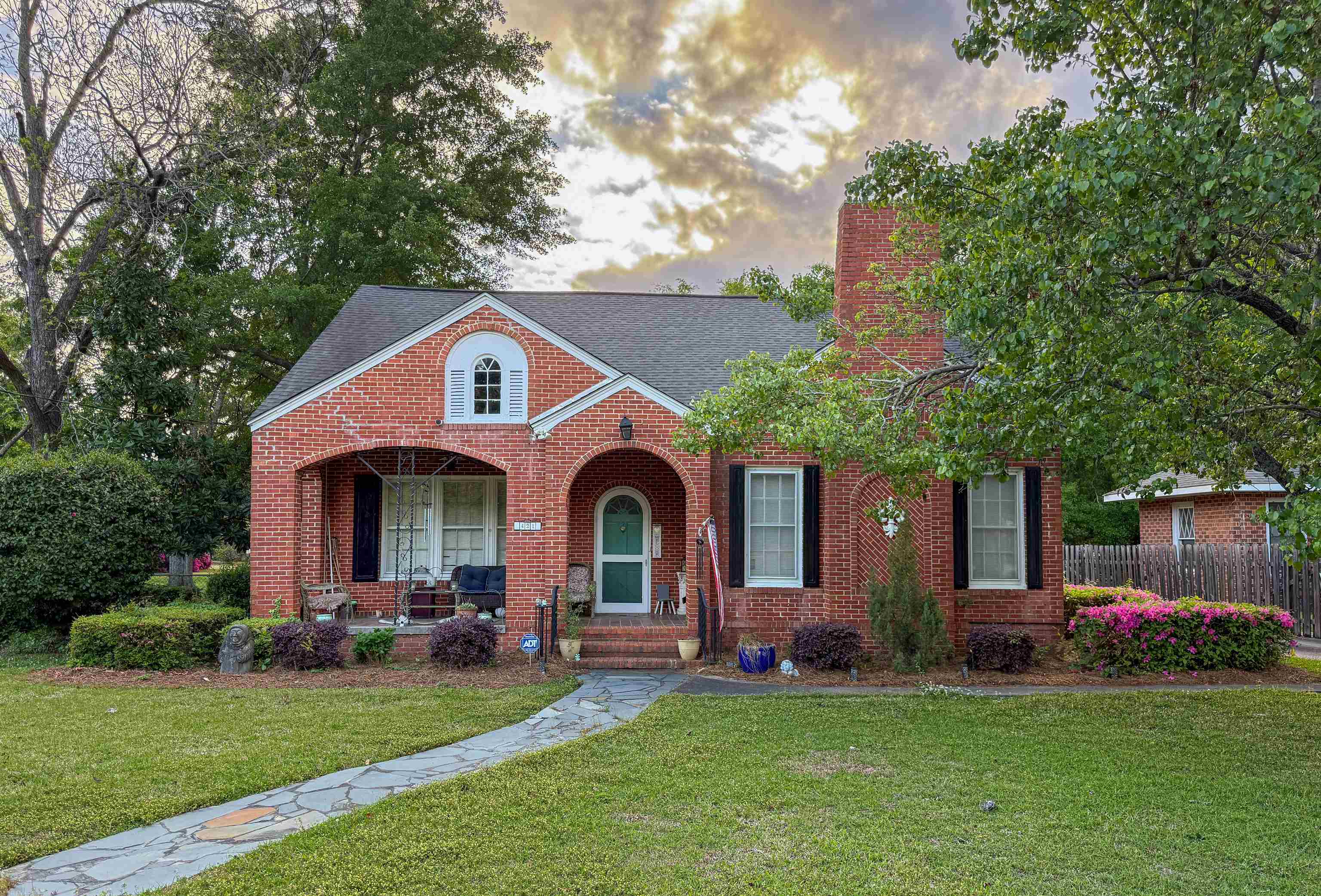 421 N Main St. – Mullins, SC