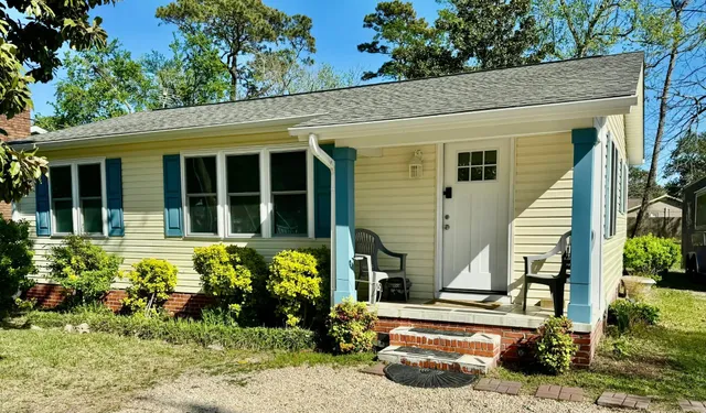 1008 Dunbar St.