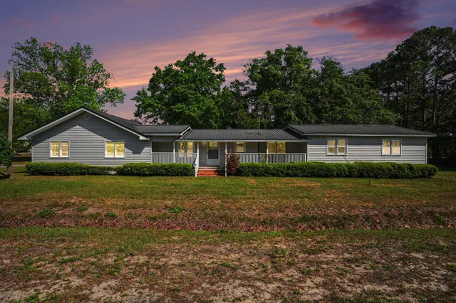 5370 Miracle Ln.