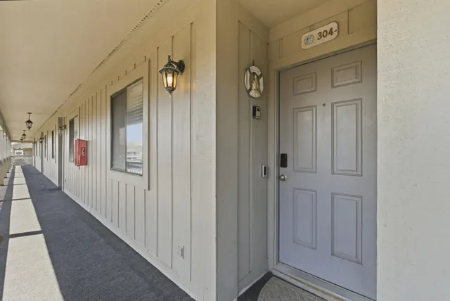 204 Maison Dr.