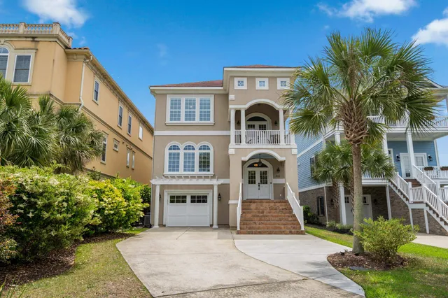 424 West Palms Dr.
