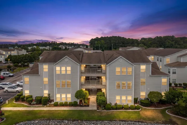8641 Southbridge Dr.