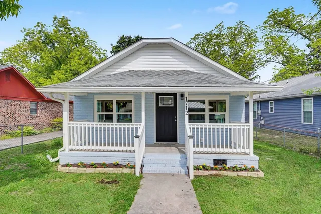 1712 Brown St.
