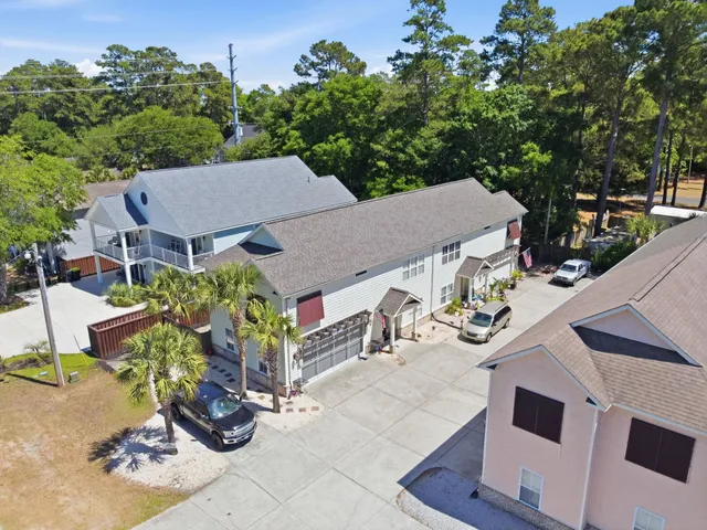 577 Sunnyside Ave.