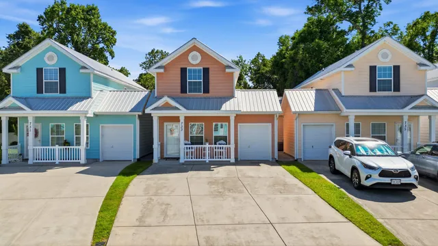 733 Shell Creek Circle