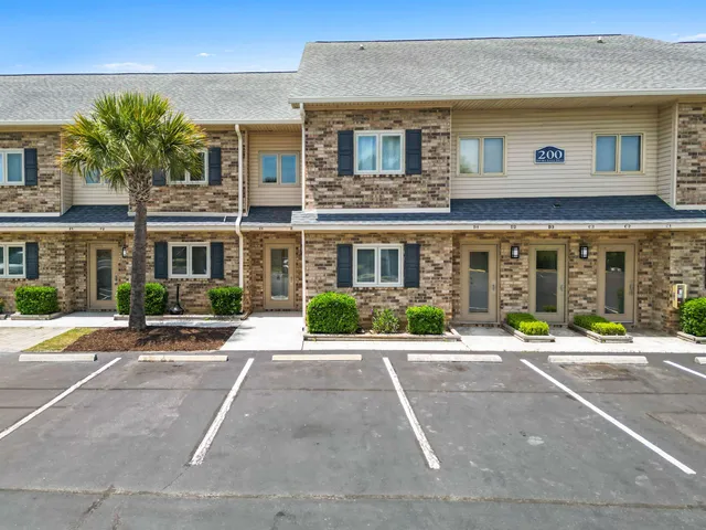200 Double Eagle Dr.
