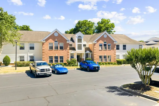 4385 Daphne Ln.