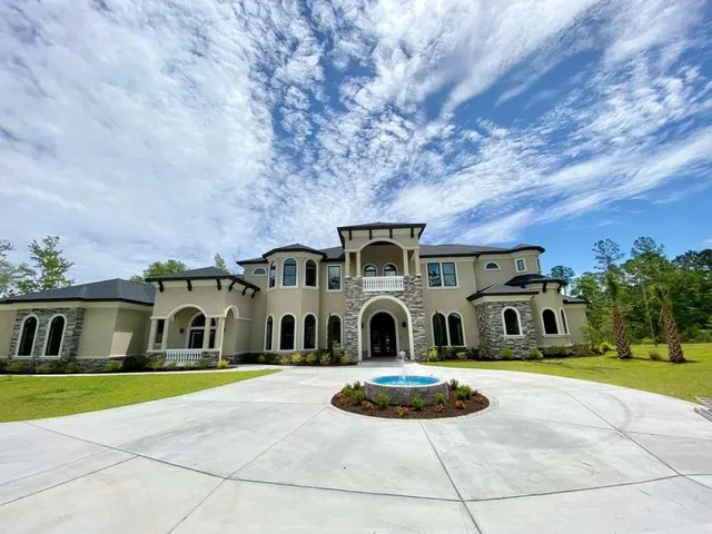 292 Prince Creek Pkwy.