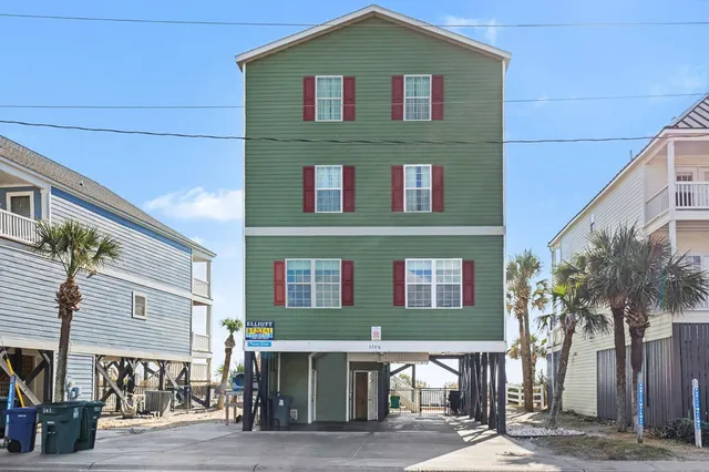 3206 N Ocean Blvd.