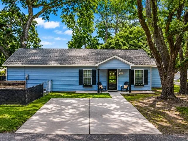 1842 Spivey Ave.