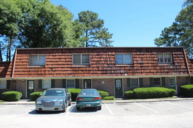 1025 Carolina Rd.