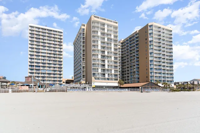 9550 Shore Dr.