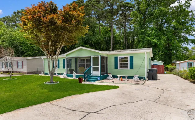 3279 Lyndon Dr.