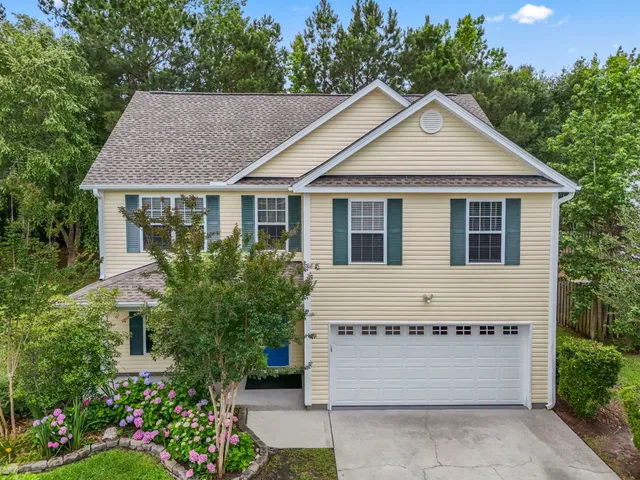 136 Molinia Dr.