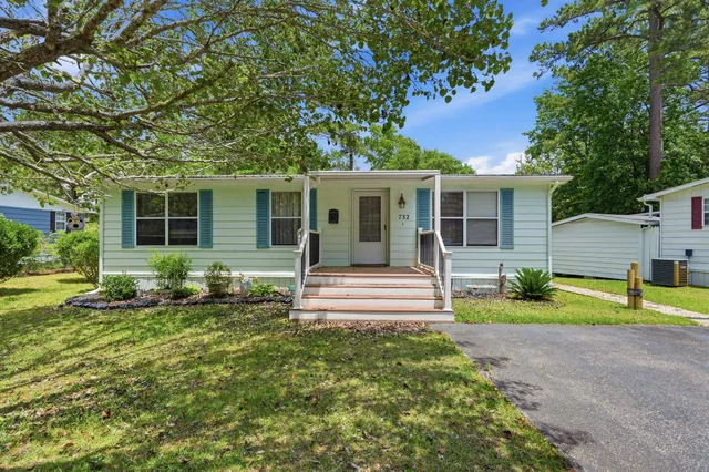 732 Raleigh Trail