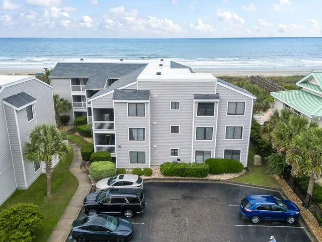 1820 N Ocean Blvd.