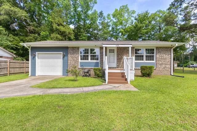 1829 Westridge Blvd.
