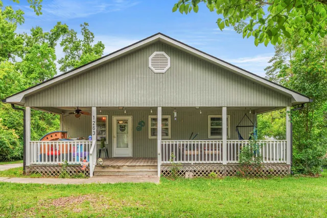 1263 Park Hill Dr.